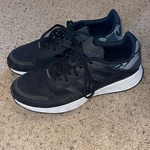 Men’s Adidas Tennis Shoes